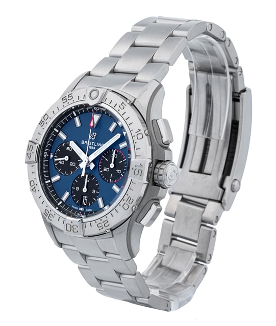 Breitling Avenger B01 Chronograph AB0146 Image 2